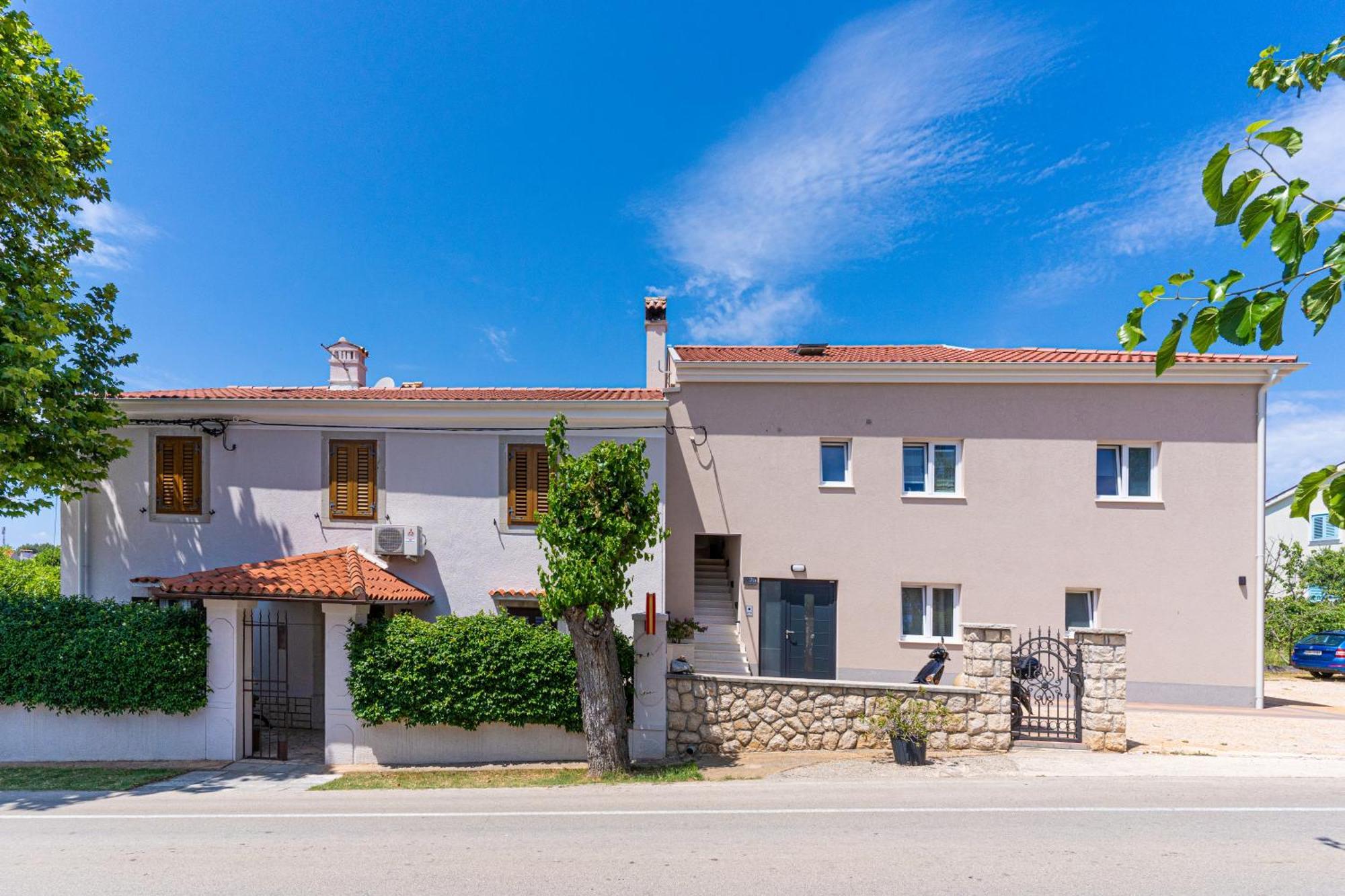 New 4 Star Apartment M&A In Town Cres Esterno foto